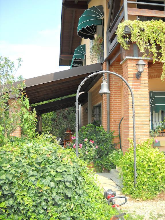 Agriturismo Maiocchi Villa Borgarello Buitenkant foto