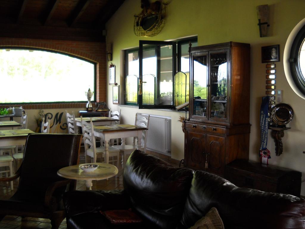 Agriturismo Maiocchi Villa Borgarello Buitenkant foto