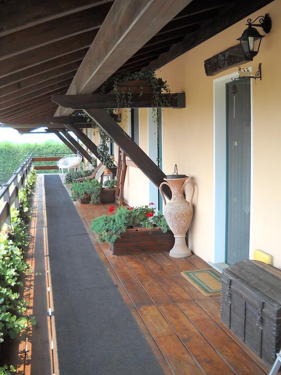 Agriturismo Maiocchi Villa Borgarello Buitenkant foto